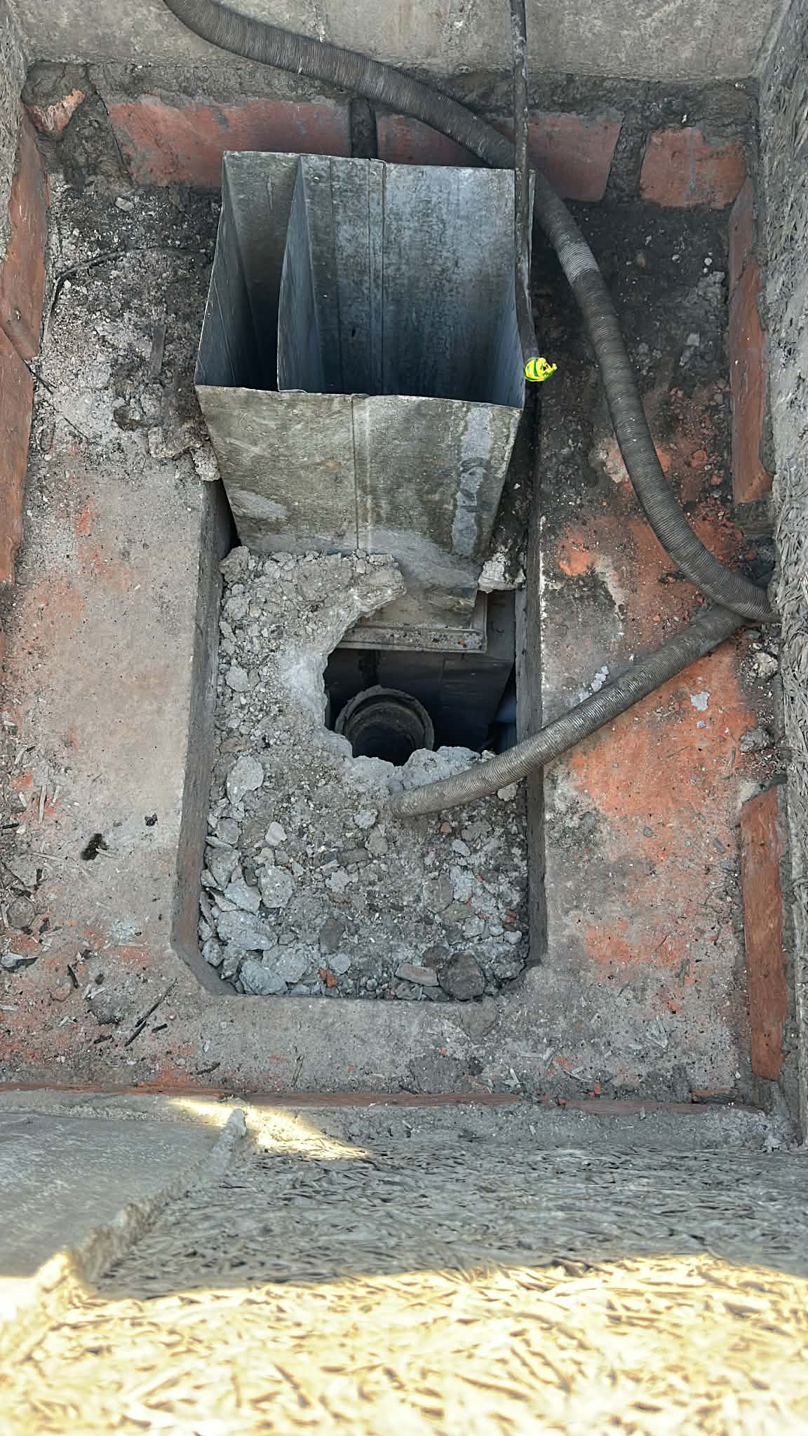 5dcd8b46-61f5-4c48-84bb-121f3e8f9421